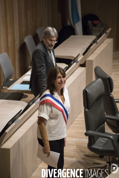 Michèle Rubirola est élue maire de Marseille