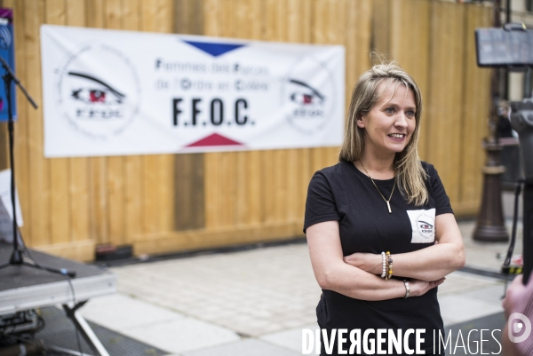 Manifestation des femmes de policiers