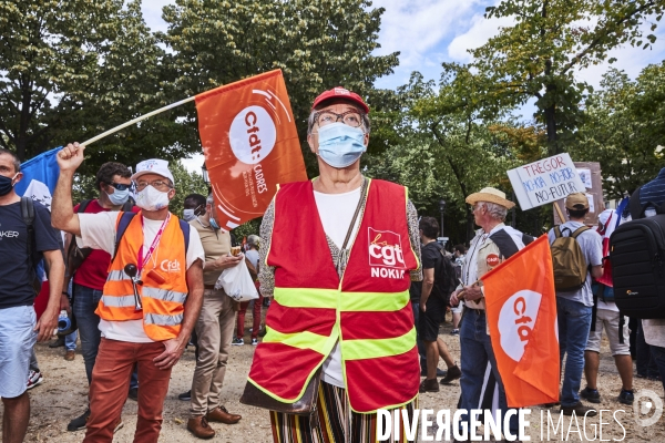 Manifestation des salariés de Nokia à Paris contre l annonce des suppressions d emplois