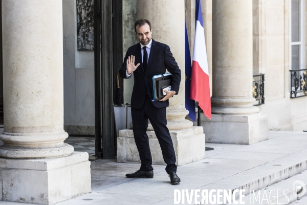 Premier conseil des ministres du gouvernement Castex