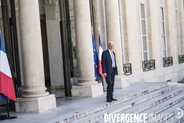 Premier conseil des ministres du gouvernement Castex