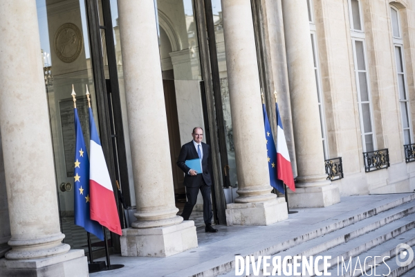 Premier conseil des ministres du gouvernement Castex