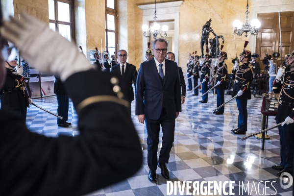 Questions au gouvernement à l assemblée nationale.