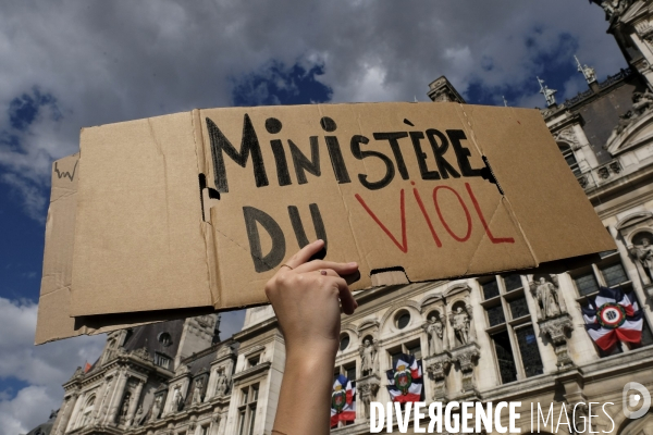 Manifestation Féministe contre la nomination au gouvernement de Gérald Darmanin et Éric Dupond-Moretti Paris. Feminist Protest against the appointment to government of Gerald Darmanin and Eric Dupond-Moretti.