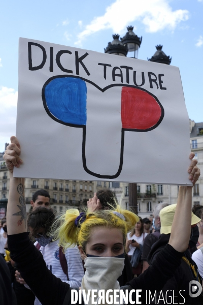 Manifestation Féministe contre la nomination au gouvernement de Gérald Darmanin et Éric Dupond-Moretti Paris. Feminist Protest against the appointment to government of Gerald Darmanin and Eric Dupond-Moretti.