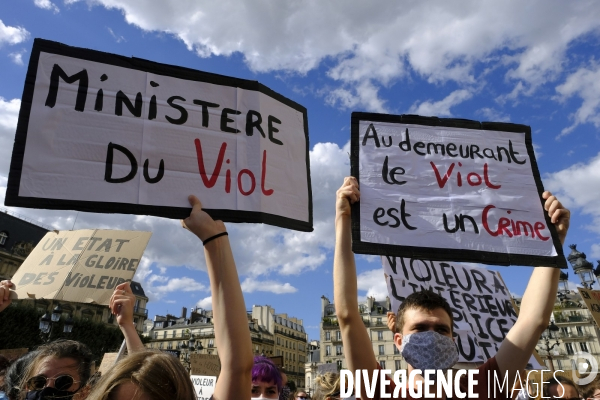 Manifestation Féministe contre la nomination au gouvernement de Gérald Darmanin et Éric Dupond-Moretti Paris. Feminist Protest against the appointment to government of Gerald Darmanin and Eric Dupond-Moretti.