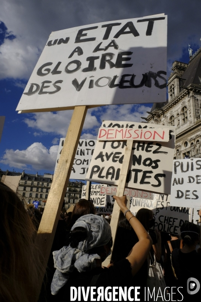 Manifestation Féministe contre la nomination au gouvernement de Gérald Darmanin et Éric Dupond-Moretti Paris. Feminist Protest against the appointment to government of Gerald Darmanin and Eric Dupond-Moretti.