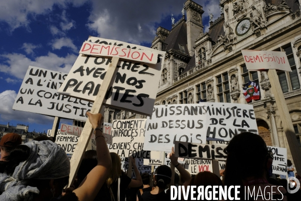 Manifestation Féministe contre la nomination au gouvernement de Gérald Darmanin et ¢ric Dupond-Moretti Paris. Feminist Protest against the appointment to government of Gerald Darmanin and Eric Dupond-Moretti.