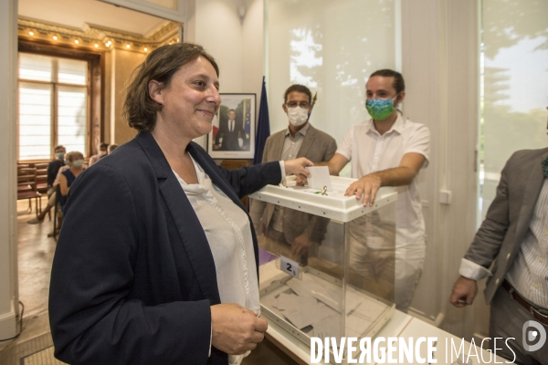 Journée éléctorale à la mairie du 6-8 à Marseille