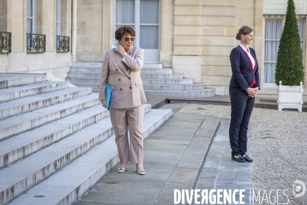 Premier conseil des ministres du gouvernement Castex