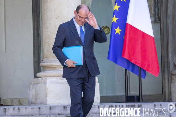 Premier conseil des ministres du gouvernement Castex