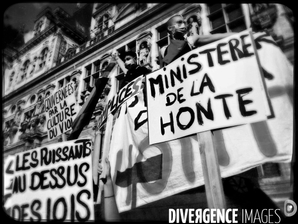 Manifestation féministe contre le gouvernement de la honte