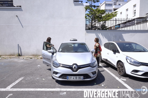 Formation au permis de conduire destinée aux mères de famille à Drancy