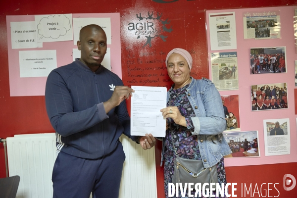 Formation au permis de conduire destinée aux mères de famille à Drancy