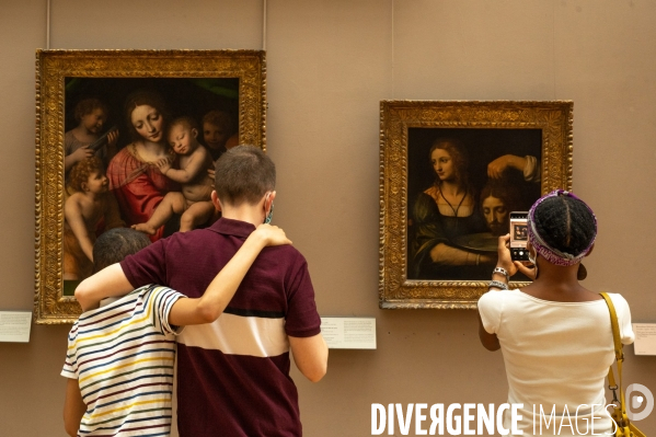 Musée du Louvre. Déconfinement.
