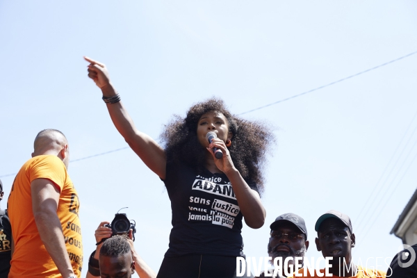 Marche pour Adama Traoré et contre les violences policières à Beaumont-sur-Oise le 18 juillet 2020.