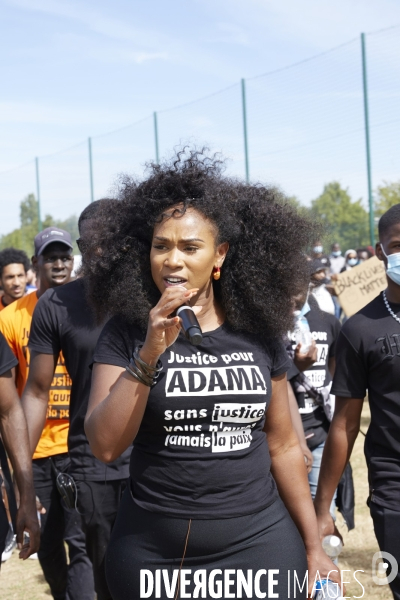 Marche pour Adama Traoré et contre les violences policières à Beaumont-sur-Oise le 18 juillet 2020.