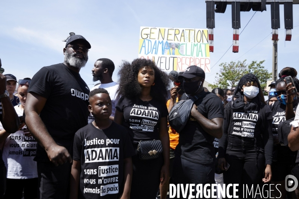 Marche pour Adama Traoré et contre les violences policières à Beaumont-sur-Oise le 18 juillet 2020.