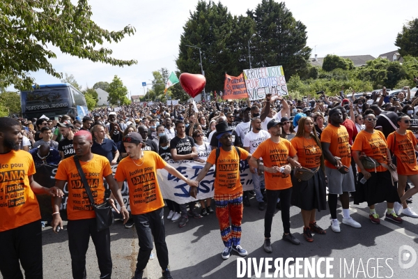 Marche pour Adama Traoré et contre les violences policières à Beaumont-sur-Oise le 18 juillet 2020.