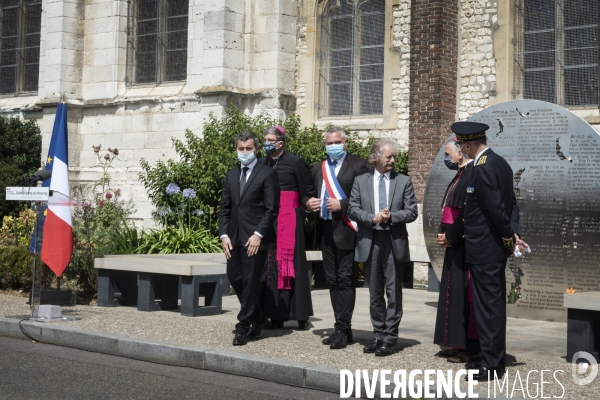 Gérald Darmanin commémore le 4ème anniversaire de l attentat  contre l église de Saint-Etienne-du-Rouvray