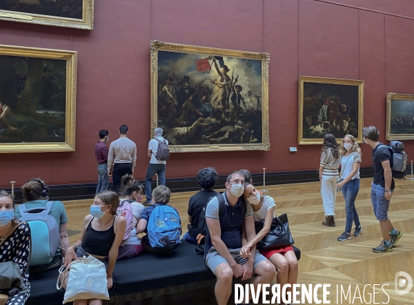 Le Louvre masqué