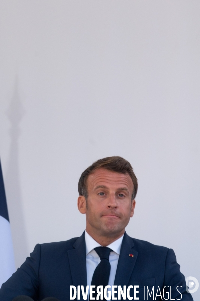 Emmanuel Macron discours aux armées