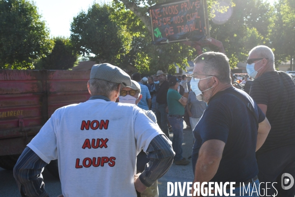 Eleveurs et chasseurs contre les réserves de vie sauvage
