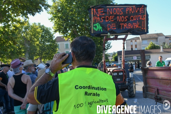 Eleveurs et chasseurs contre les réserves de vie sauvage