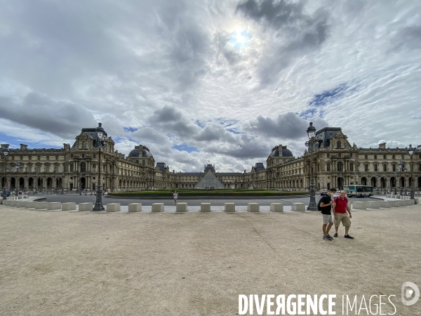 Ambiances au Musée du Louvre et ses alentours