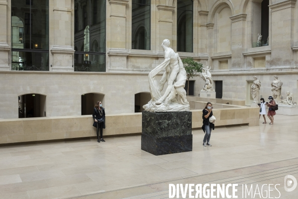 Ambiances au Musée du Louvre et ses alentours