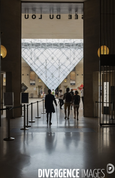 Ambiances au Musée du Louvre et ses alentours