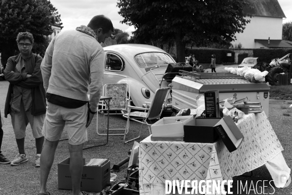 Fête foraine et voitures anciennes