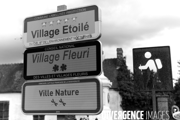Fête foraine et voitures anciennes