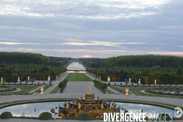 Chateau de versailles/grandes eaux nocturnes