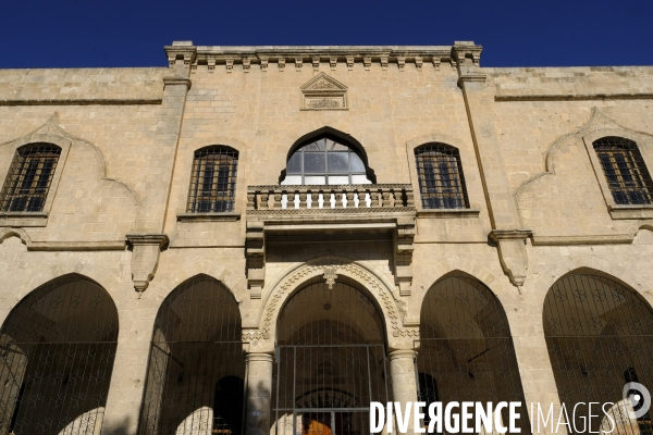 Anciennes Églises Byzantines, Assyriennes et Arméniennes, converties en Mosquées en Turquie. Ancient Byzantine, Assyrian and Armenian, Churches converted into Mosques in Turkey.