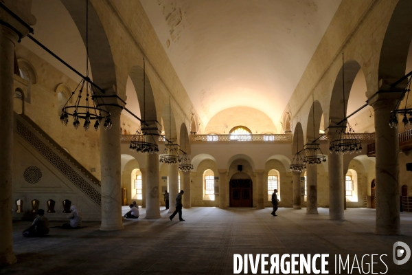 Anciennes Églises Byzantines, Assyriennes et Arméniennes, converties en Mosquées en Turquie. Ancient Byzantine, Assyrian and Armenian, Churches converted into Mosques in Turkey.