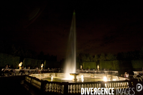 Chateau de versailles/grandes eaux nocturnes