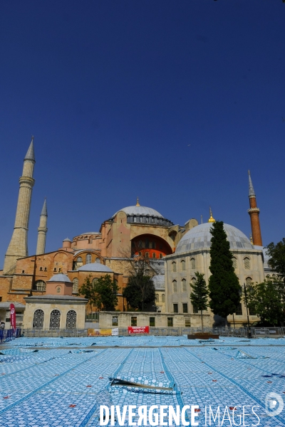 Sainte Sophie, Hagia Sophia, Ayasofya, ¢glise converti en mosquée à Istanbul. Hagia Sophia, Sainte Sophie, Ayasofya, Church converted into Mosque in Istanbul.