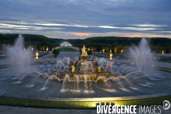 Chateau de versailles/grandes eaux nocturnes