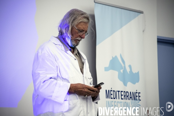 Conférence de presse sur l épidémie de Covid-19 à Marseille