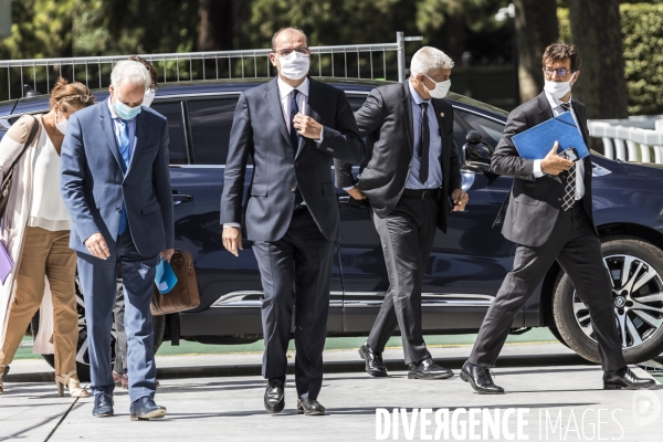 Jean Castex à l universite d été du MEDEF.