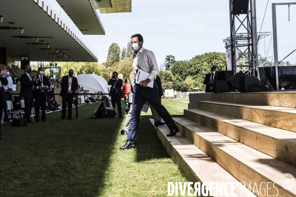 Jean Castex à l universite d été du MEDEF.