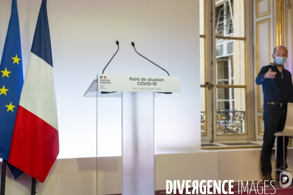 Castex, Véran et Blanquer : conférence de presse sur le COVID-19 à Matignon