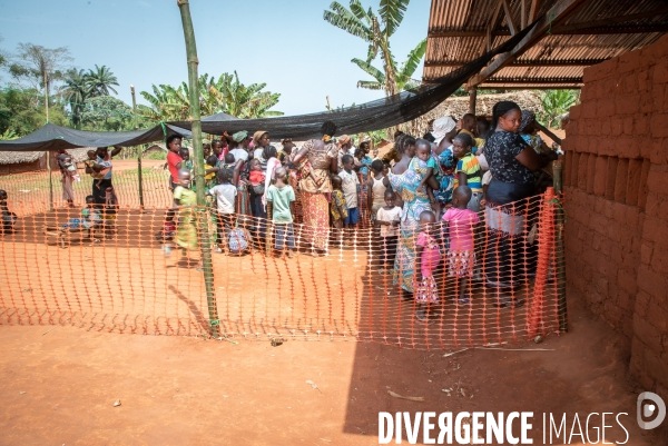 Intervention MSF rougeole à Boso Manzi (La Mongala, RDCongo), Mars 2020