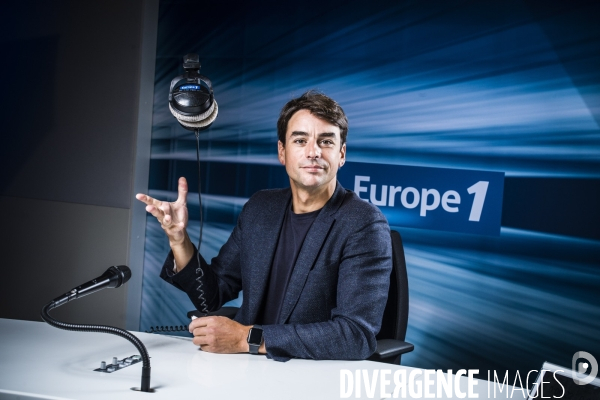 Portrait du journaliste d europe 1, julian bugier.