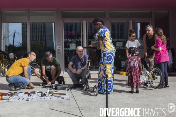 Atelier d auto-réparation de Vélos en Seine-Saint-Denis par l association  Aux Pignons sur Rue 