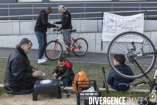 Atelier d auto-réparation de Vélos en Seine-Saint-Denis par l association  Aux Pignons sur Rue 