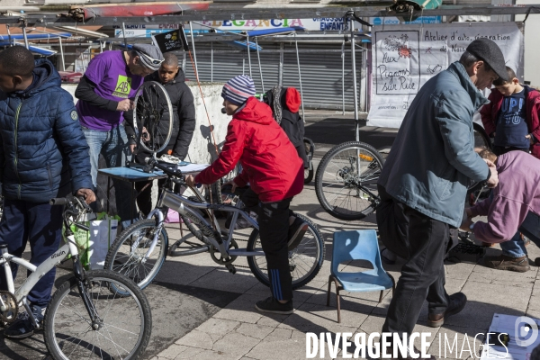 Atelier d auto-réparation de Vélos en Seine-Saint-Denis par l association  Aux Pignons sur Rue 