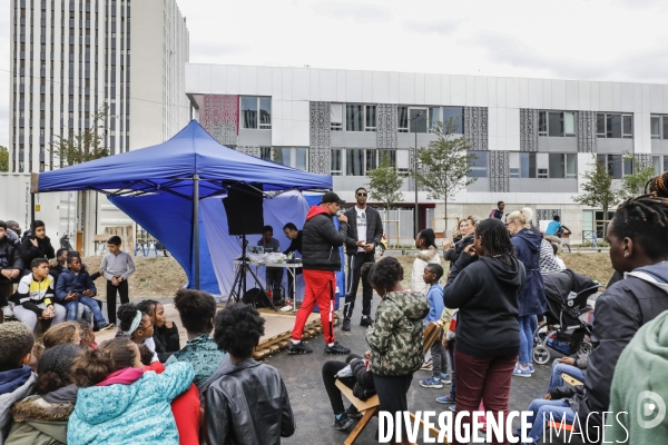 Atelier d auto-réparation de Vélos en Seine-Saint-Denis par l association  Aux Pignons sur Rue 