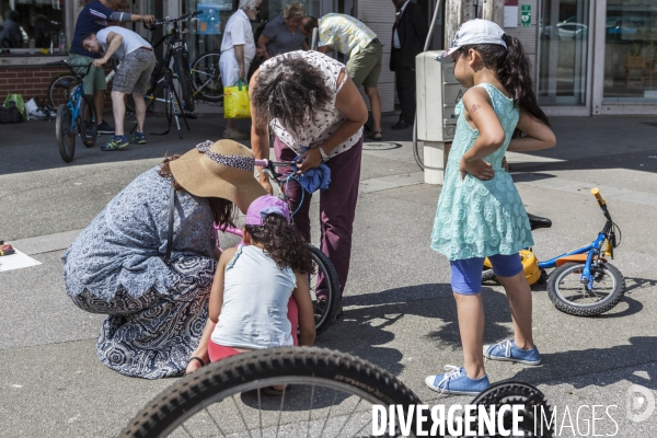 Atelier d auto-réparation de Vélos en Seine-Saint-Denis par l association  Aux Pignons sur Rue 